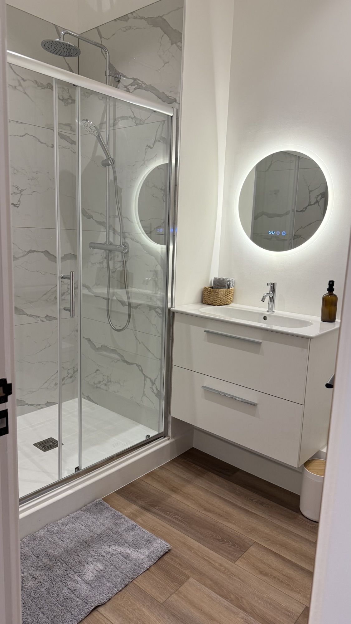 bathroom — Apartment No3