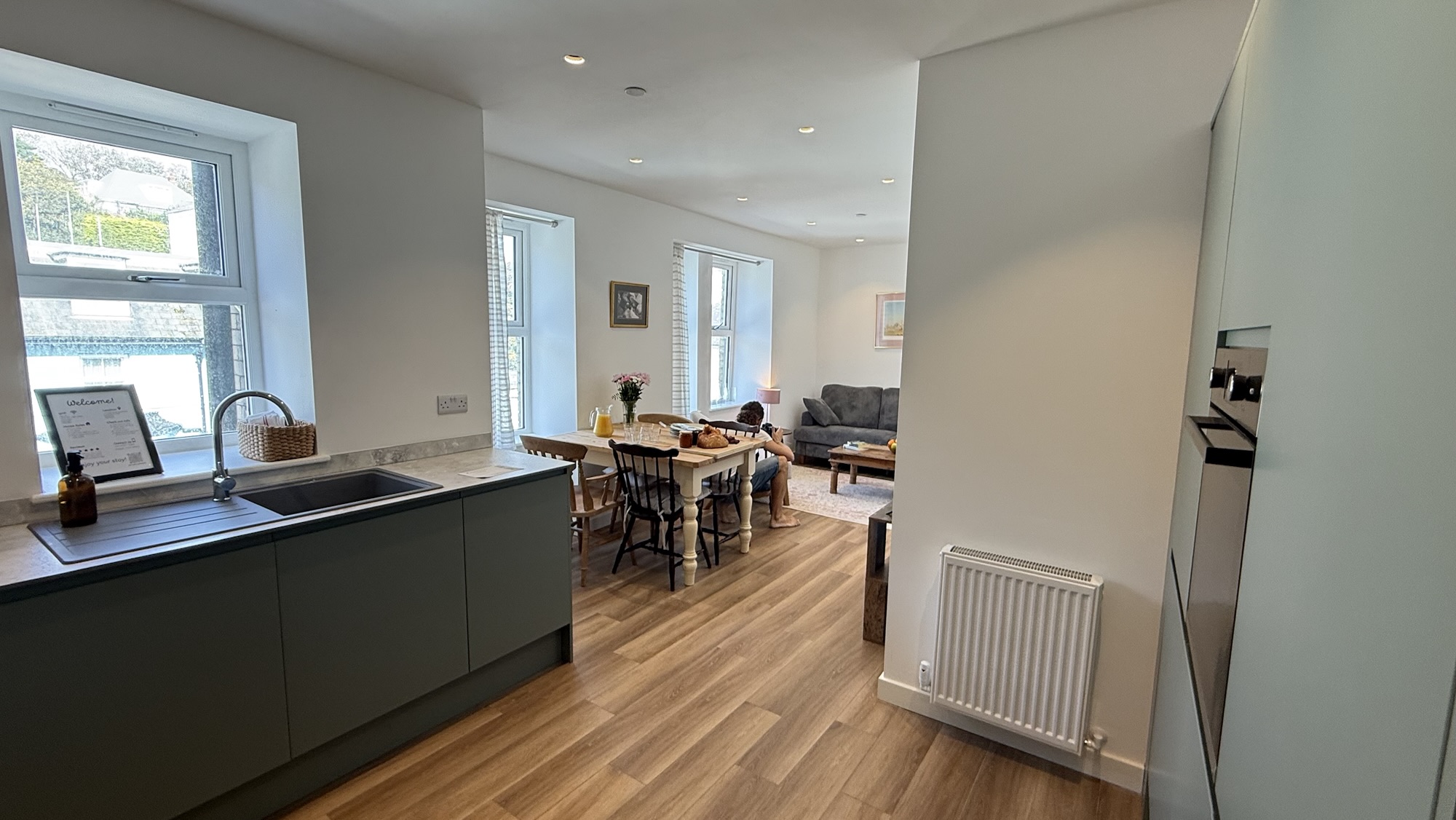 — Apartment No7